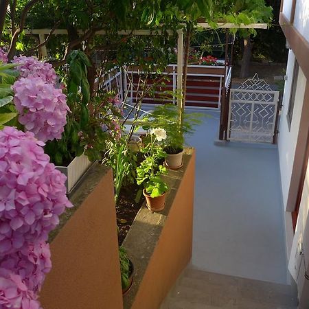 Guest House Kuzmanic Hvar Island Ngoại thất bức ảnh