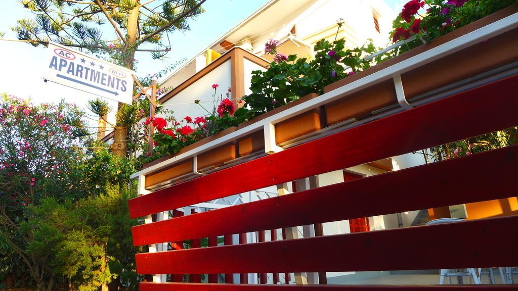 Guest House Kuzmanic Hvar Island Ngoại thất bức ảnh