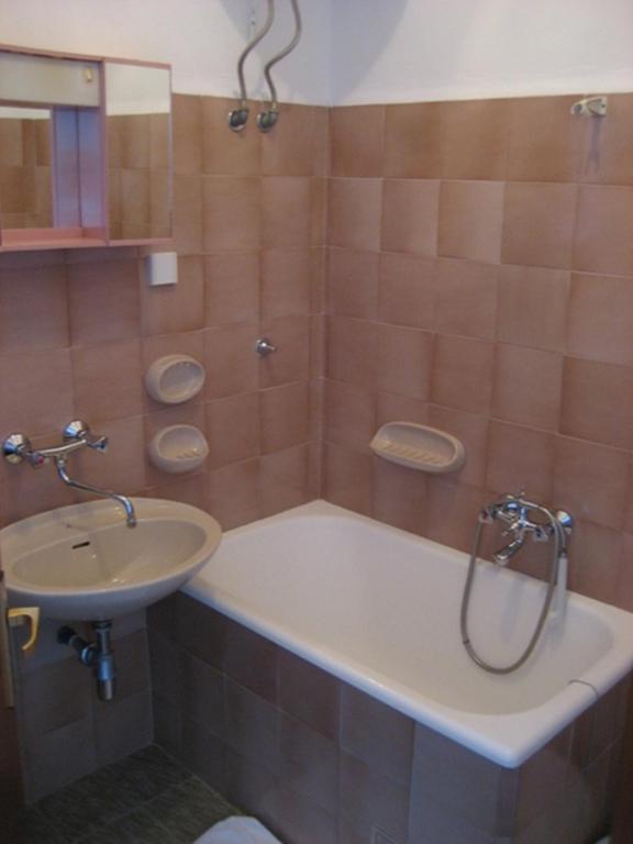 Guest House Kuzmanic Hvar Island Phòng bức ảnh